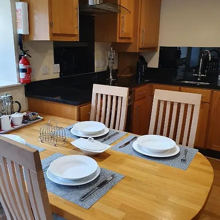 Shieling At Lovelady Shield